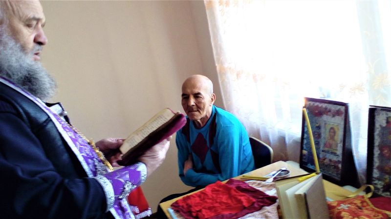 Протоиерей Владимир  Ляхов  посетил  психо-неврологический интернат