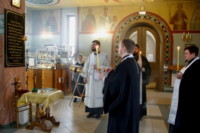 В день трагической гибели Игоря Николаевича Ольшанского в Ильинском кафедральном соборе была совершена панихида