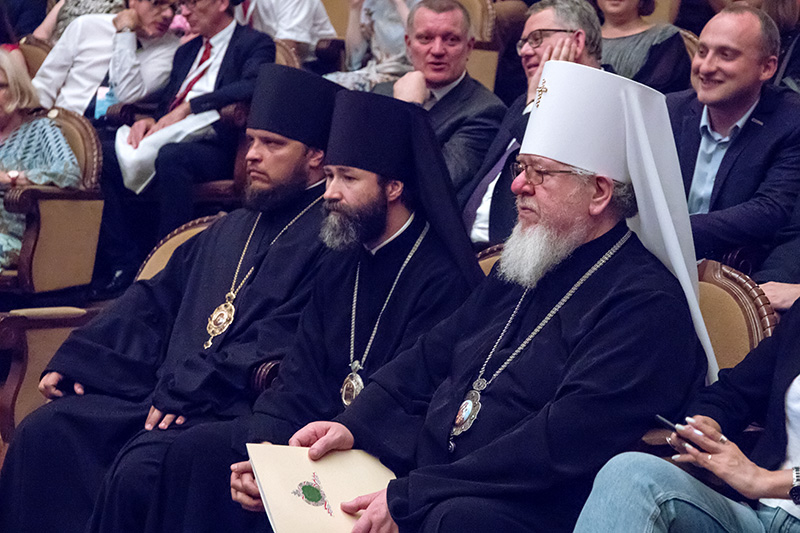 Преосвященнейший епископ Андрей принял участие в торжественном акте по случаю празднования 100-летия Воронежского государственного университета