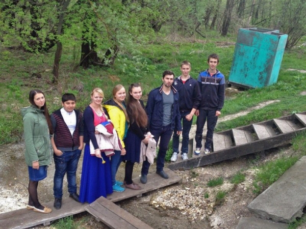 Активисты Молодёжного отдела посетили Белогорскую обитель
