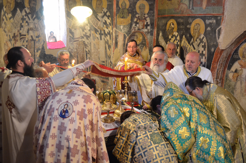 Престольный праздник в монастыре Преподобного Прохора Пчиньского Мироточивого в Сербии
