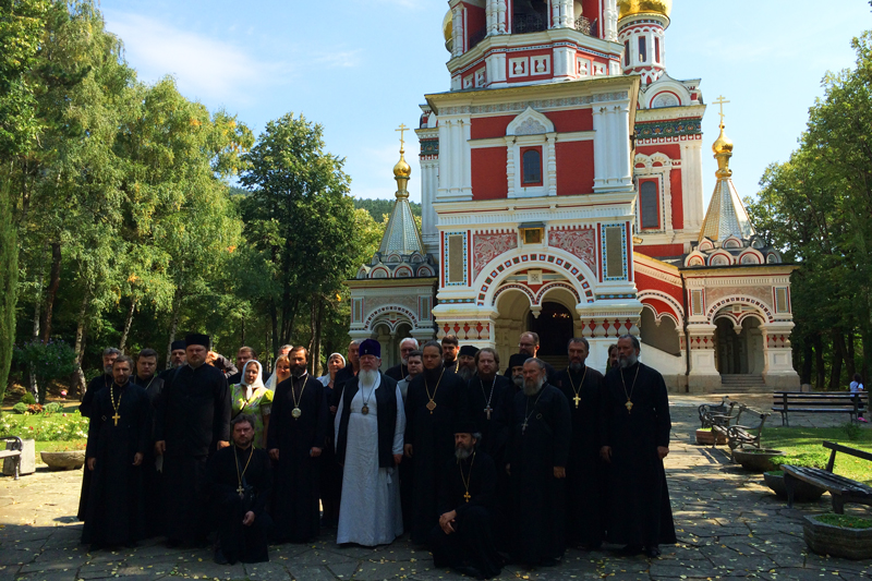 Продолжается паломническая поездка делегации Воронежской митрополии в Болгарию