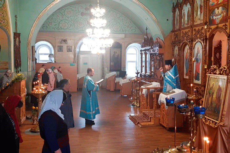 Миссионерская литургия в Павловске