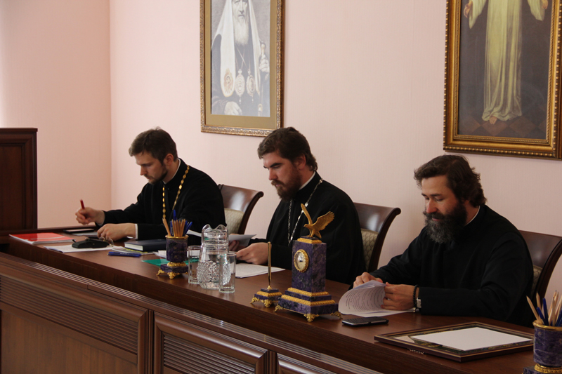 Архипастырь возглавил работу Епархиального и Женского советов епархии