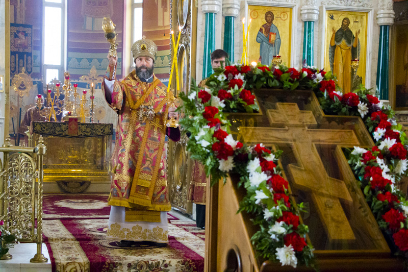 «Величай, душе моя, пречестный Крест Господень!»