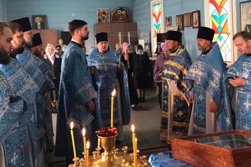 Соборное богослужение на престольный праздник в с. Морозовка