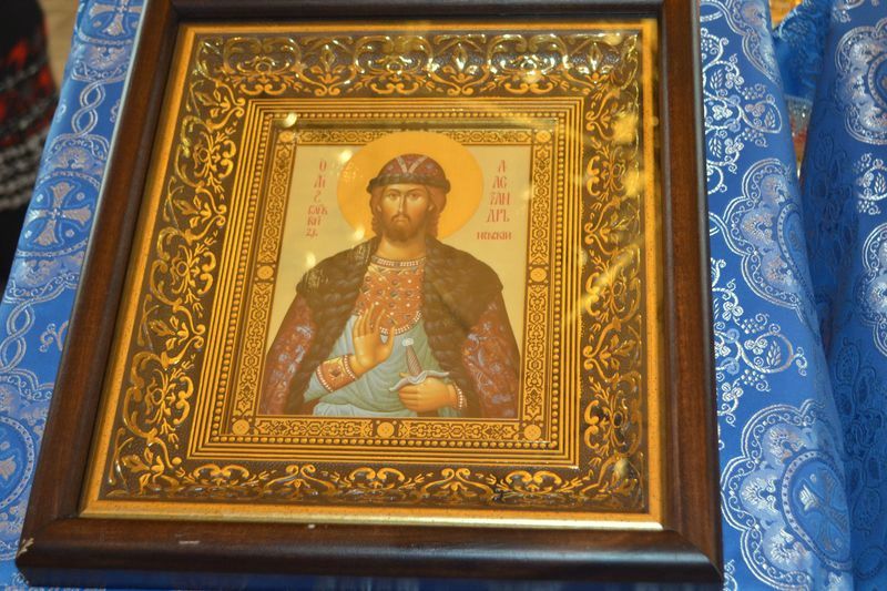 В 800-летие Александра Невского в Верхнем Мамоне молитвенно отметили память святого князя и провели просветительскую акцию