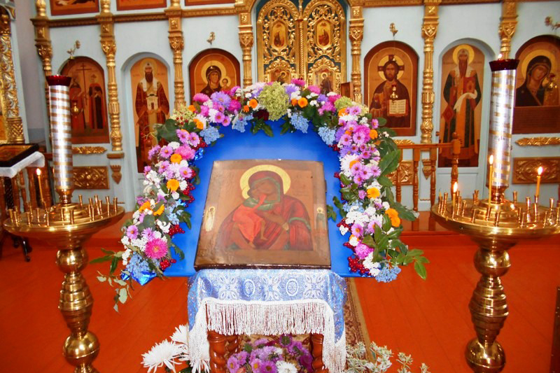 Молебен перед Федоровской иконой Божией Матери