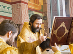 Воскресное богослужение совершил епископ Россошанский и Острогожский Андрей