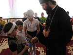 Преосвященнейший епископ Андрей поздравил подопечных социальных учреждений Россоши со Светлым праздником Пасхи