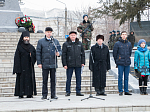 Глава Россошанской епархии совместно с духовенством и россошанцами почтил память войнов, павших в ВОВ