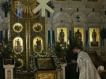 В канун праздника Рождества Христова Преосвященнейший Дионисий, епископ Россошанский и Острогожский, совершил всенощное бдение в Ильинском кафедральном соборе
