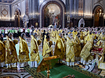 Преосвященнейший епископ Андрей сослужил Святейшему Патриарху в Храме Христа Спасителя в Москве