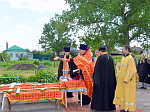 Освящение новосооруженных крестов в селе Новосолдатка