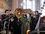 Епископ Россошанский и Острогожский Андрей совершил вечерню с Чином выноса Плащаницы