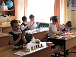12 апреля в Богучарском церковном округе прошел мастер-класс по росписи пасхальных декоративных яиц