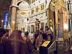 В канун Крестопоклонной Недели епископ Россошанский и Острогожский Андрей совершил Чин выноса Креста Господня