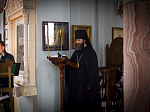Епископ Россошанский и Острогожский Андрей молился за вечерним уставным богослужением