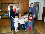 По инициативе Богучарской общественной организации «Женсовет» была организована акция «Подари добро детям»