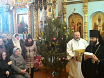 В Казанском храме пгт Каменка епископом Рососшанским и Острогожским Андреем было совершено славословие Рождеству Христову