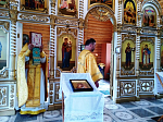 Богослужение в Лозовом в Неделю всех святых, в земле Русской просиявших