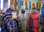 Глава Россошанской епархии поздравил семьи священнослужителей с Днем семьи, любви и верности