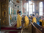 Богослужение в день памяти Всех Святых, в земле Российской просиявших