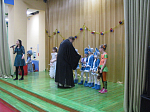 В детском развлекательно-развивающем комплексе «Изумрудный» г. Россоши состоялся рождественский праздник для детей из многодетных и малоимущих семей