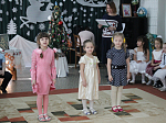Благочинный посетил с рождественскими поздравлениями Верхнемамонский детский садик «Гнездышко»