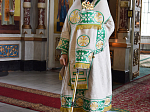 Епископ Россошанский и Острогожский Андрей возглавил богослужение в Свято-Троицком храме Кантемировки