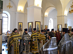 Преосвященнейший епископ Андрей совершил литургию Преждеосвященных Даров