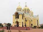 Глава Россошанской епархии совершил Божественную литургию в Ильинском соборе
