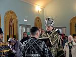 Преосвященнейший епископ Дионисий совершил Литургию Преждеосвященных Даров в Введенском храме пгт Ольховатка