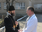 Преосвященнейший епископ Андрей поздравил подопечных социальных учреждений Россоши со Светлым праздником Пасхи