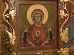 В престольный праздник Знаменского крестового храма Глава Воронежской митрополии совершил Божественную литургию