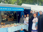 Благочиние приняло участие в благотворительной ярмарке Женсовета Воронежской митрополии