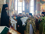 В праздник Входа Господня в Иерусалим епископ Дионисий совершил Божественную литургию в Ильинском кафедральном соборе Россоши