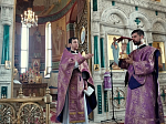 В праздник Изнесения Честных Древ Животворящего Креста Господня в Ильинском кафедральном соборе совершили праздничные богослужения