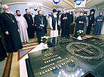 Паломники Россошанской епархии посетили Владимирский собор — усыпальницу адмиралов