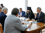 Глава Россошанской епархии встретился с врио губернатора Воронежской области Александром Гусевым