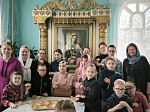 В воскресной школе имени протоиерея Николая Сильченкова прошёл мастер-класс по приготовлению жаворонков