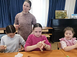 В воскресной школе при храме Вознесения Господня состоялся мастер-класс по изготовлению жаворонков