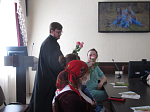 Священник посетил будущих мам в Павловской ЦРБ