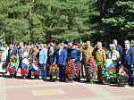 Благочинный Павловского церковного округа и настоятель Покровского храма приняли участие в митинге, посвященном годовщине Великой Победы