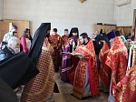 Преосвященнейший епископ Андрей совершил Божественную литургию в Костомаровской женской обители