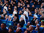 Торжественный акт, посвященный 10-летию Поместного Собора и интронизации Святейшего Патриарха Московского и всея Руси Кирилла состоялся в Большом зале Государственного Кремлевского Дворца