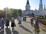 Верхнемамонцы поклонились московским святыням