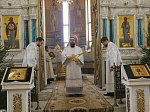 В Навечерие Богоявления епископ Россошанский и Острогожский Дионисий совершил Литургию в Ильинском кафедральном соборе