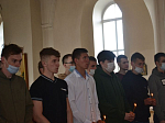 В благочинии совершили молебное пение для молодых людей, готовящихся к службе весеннего призыва в ВС РФ
