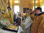 Преосвященнейший епископ Андрей совершил чин великого освящения Троицкого храма в селе Лозовое